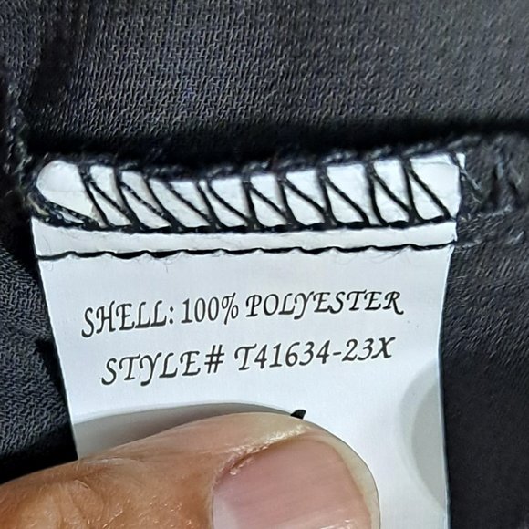 Black & White Sleeveless Knot Top – Plus (1X, 2X, 3X) - Picture 6 of 6